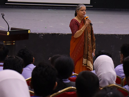 Counselling and emotional support at a premium Indian school in Kuwait